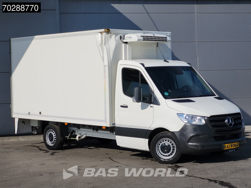 Mercedes-Benz Sprinter 314 CDI Schade! Koelwagen Automaat Thermo King V-200 MAX Airco Euro6 Kühl Kühler Koel Koeler Kühlwagen 17m3 Airco - Carrinha frigorífica: foto 5 Mercedes-Benz Sprinter 314 CDI Schade! Koelwagen Automaat Thermo King V-200 MAX Airco Euro6 Kühl Kühler Koel Koeler Kühlwagen 17m3 Airco - Carrinha frigorífica: foto 5