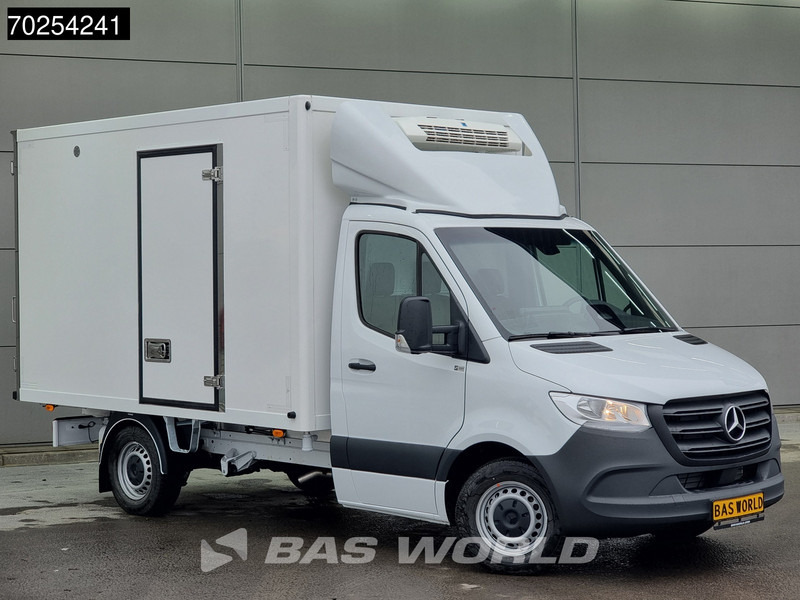 Mercedes-Benz Sprinter 315 CDI Koelwagen Thermo King V-300max 230V stekker Bakwagen Koel Kühlwagen 13m3 Airco Cruise control - Carrinha frigorífica: foto 5 Mercedes-Benz Sprinter 315 CDI Koelwagen Thermo King V-300max 230V stekker Bakwagen Koel Kühlwagen 13m3 Airco Cruise control - Carrinha frigorífica: foto 5