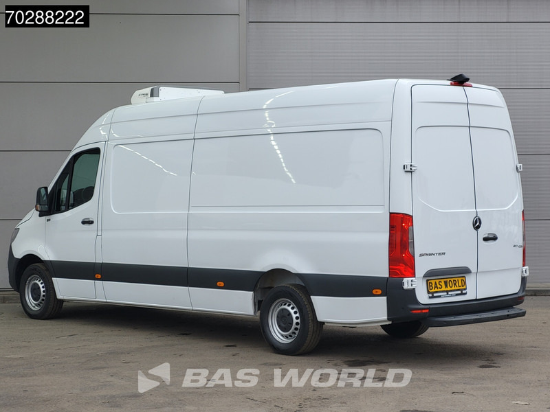 Mercedes-Benz Sprinter 317 CDI Automaat Koelwagen L3H2 Thermo King V-200MAX 230v-Stekker 170PK Airco Cruise Camera Parkeersensoren MBUX CarPlay Euro6 L - Carrinha frigorífica: foto 2 Mercedes-Benz Sprinter 317 CDI Automaat Koelwagen L3H2 Thermo King V-200MAX 230v-Stekker 170PK Airco Cruise Camera Parkeersensoren MBUX CarPlay Euro6 L - Carrinha frigorífica: foto 2