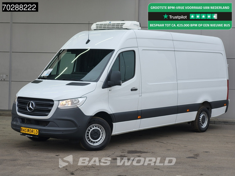 Mercedes-Benz Sprinter 317 CDI Automaat Koelwagen L3H2 Thermo King V-200MAX 230v-Stekker 170PK Airco Cruise Camera Parkeersensoren MBUX CarPlay Euro6 L - Carrinha frigorífica: foto 1 Mercedes-Benz Sprinter 317 CDI Automaat Koelwagen L3H2 Thermo King V-200MAX 230v-Stekker 170PK Airco Cruise Camera Parkeersensoren MBUX CarPlay Euro6 L - Carrinha frigorífica: foto 1