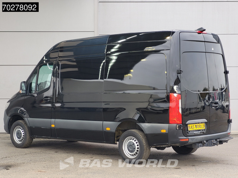 Mercedes-Benz Sprinter 317 CDI Automaat L2H2 3500KG Trekhaak 170PK Airco Camera MBUX CarPlay Euro6 L2 10m3 Airco Trekhaak - Furgão: foto 2 Mercedes-Benz Sprinter 317 CDI Automaat L2H2 3500KG Trekhaak 170PK Airco Camera MBUX CarPlay Euro6 L2 10m3 Airco Trekhaak - Furgão: foto 2