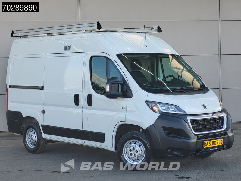 Peugeot Boxer 120pk L1H2 Imperiaal Trekhaak Airco Cruisse L2H2 L2 10m3 Airco Trekhaak Cruise control - Furgão compacto: foto 5 Peugeot Boxer 120pk L1H2 Imperiaal Trekhaak Airco Cruisse L2H2 L2 10m3 Airco Trekhaak Cruise control - Furgão compacto: foto 5