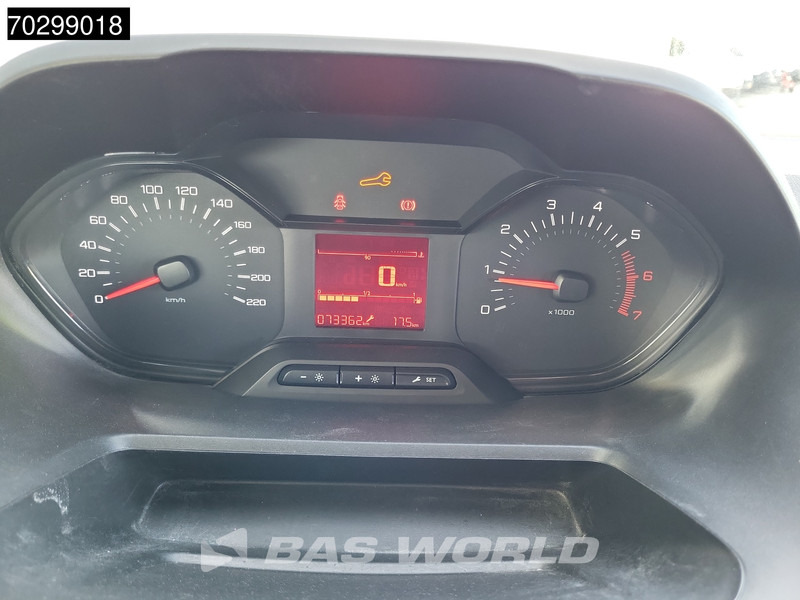 Furgão compacto Peugeot Partner 80PK L1H1 Trekhaak Imperiaal Airco Parkeersensoren APK 08-2026 Euro6 L1 Kompakt Airco Trekhaak: foto 18