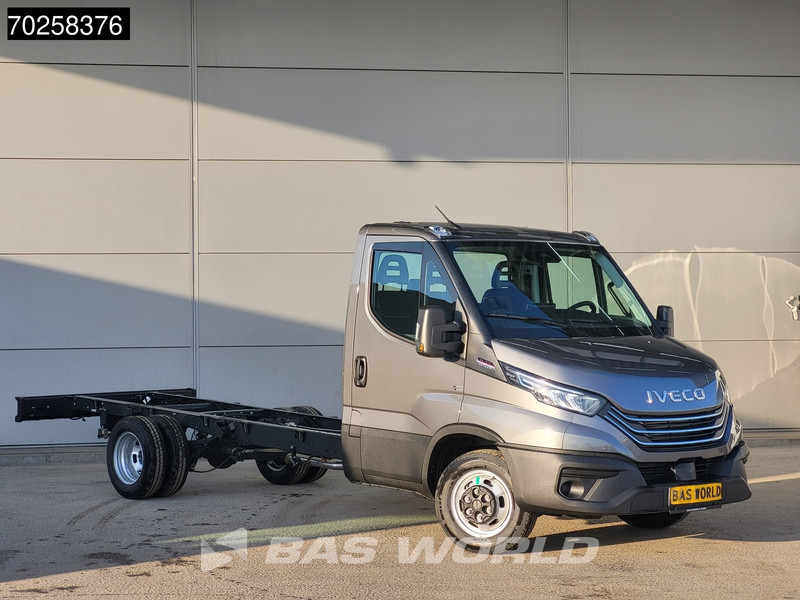 Iveco Daily 35C21 Automaat 410WB Chassis Cabine LED Navi ACC Fahrgestell Airco - Veículo comercial: foto 3 Iveco Daily 35C21 Automaat 410WB Chassis Cabine LED Navi ACC Fahrgestell Airco - Veículo comercial: foto 3