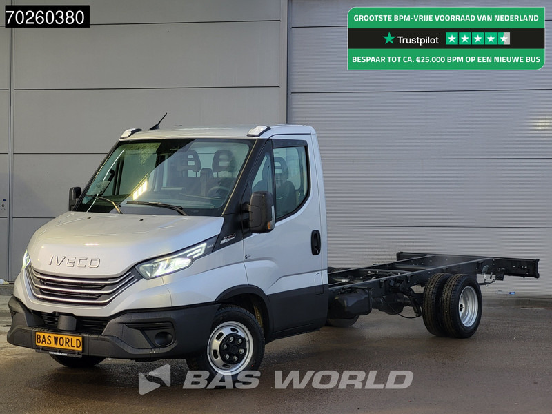 Iveco Daily 35C21 Automaat 410wb Dubbellucht 2025model Chassis Cabine ACC Fahrgestell Airco - Veículo comercial: foto 1 Iveco Daily 35C21 Automaat 410wb Dubbellucht 2025model Chassis Cabine ACC Fahrgestell Airco - Veículo comercial: foto 1