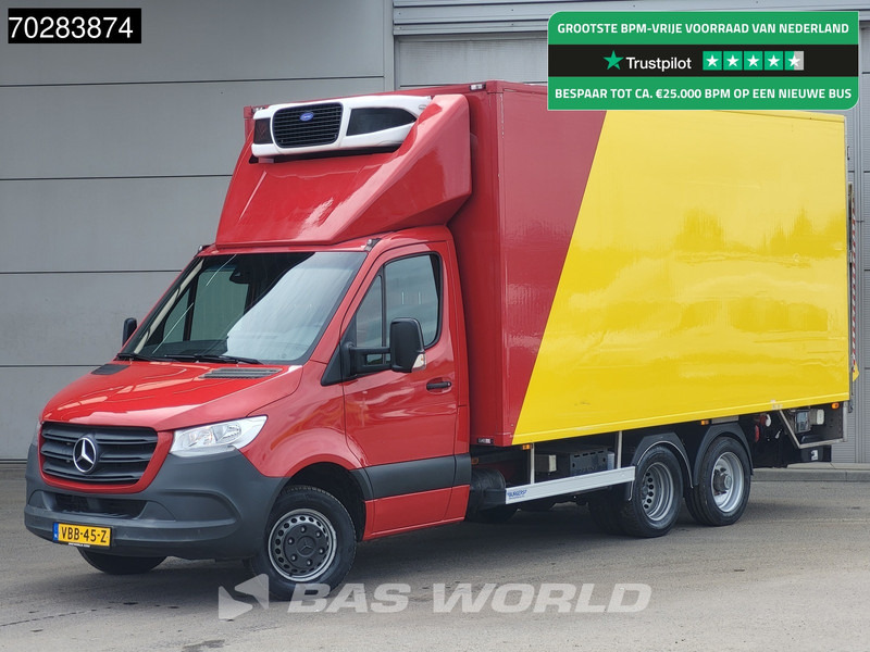 Mercedes-Benz BE-Oplegger BE Combi Bi-Temp 3500KG+ Koel Vries Automaat Luchtvering Carrier Pulsor 600MT D'Hollandia 1000KG Laadklep Airco MBUX Euro6 Koel - Veículo comercial: foto 1 Mercedes-Benz BE-Oplegger BE Combi Bi-Temp 3500KG+ Koel Vries Automaat Luchtvering Carrier Pulsor 600MT D'Hollandia 1000KG Laadklep Airco MBUX Euro6 Koel - Veículo comercial: foto 1