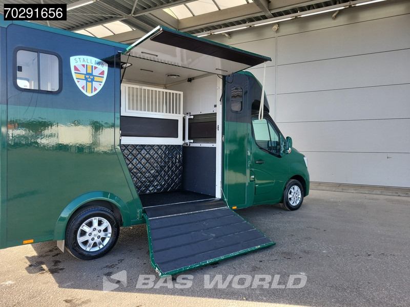 Renault Master 180PK Paardenwagen Hengstenuitvoering Automaat 180PK Trekhaak LED Airco Cruise Camera Euro6 Horsetruck Horse Airco Trekhaak Cruise con - Veículo comercial: foto 3 Renault Master 180PK Paardenwagen Hengstenuitvoering Automaat 180PK Trekhaak LED Airco Cruise Camera Euro6 Horsetruck Horse Airco Trekhaak Cruise con - Veículo comercial: foto 3