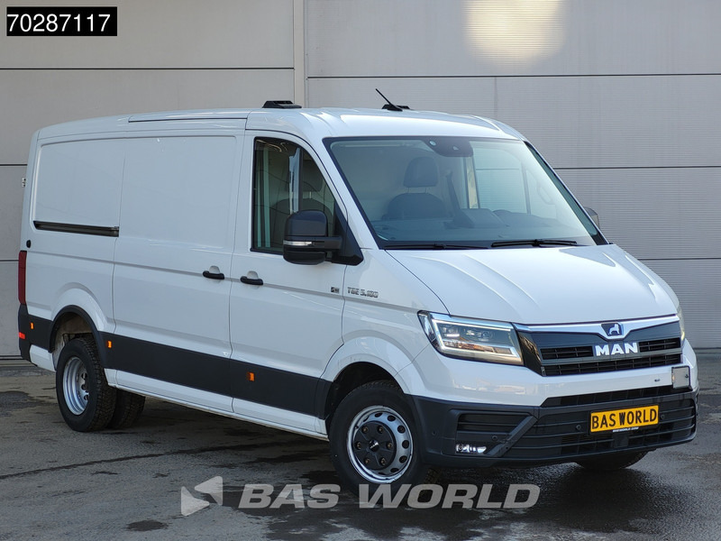 Volkswagen Crafter 177pk Automaat L3H2 180PK Dubbellucht 3t Trekgewicht Navi Camera Parkeersensoren Airco Cruise L2H1 Airco Cruise control - Furgão: foto 3 Volkswagen Crafter 177pk Automaat L3H2 180PK Dubbellucht 3t Trekgewicht Navi Camera Parkeersensoren Airco Cruise L2H1 Airco Cruise control - Furgão: foto 3