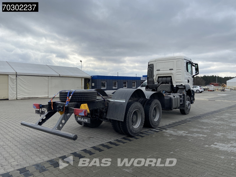 MAN TGS 33.400 6X4 NEW 6x4 chassis Big-Axle Manual Airco EURO 2 - Caminhão chassi: foto 5 MAN TGS 33.400 6X4 NEW 6x4 chassis Big-Axle Manual Airco EURO 2 - Caminhão chassi: foto 5