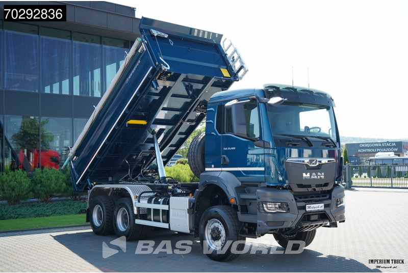 MAN TGS 33.480 TGS 6X6 11m3 KH-3-Way Kipper 6x6 Steel Suspension Automatic Big-Axle Euro 6 - Caminhão basculante: foto 3 MAN TGS 33.480 TGS 6X6 11m3 KH-3-Way Kipper 6x6 Steel Suspension Automatic Big-Axle Euro 6 - Caminhão basculante: foto 3