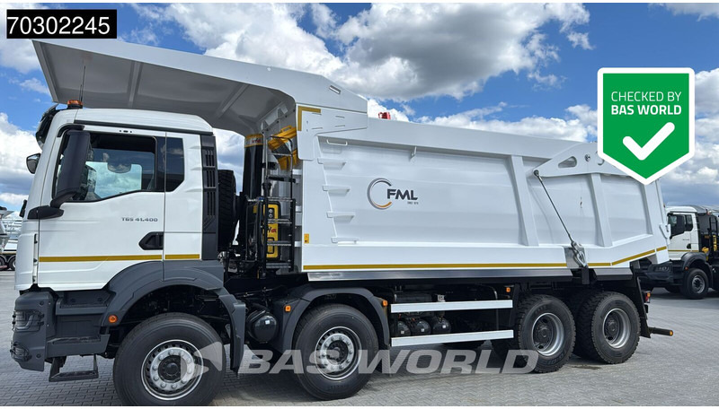 MAN TGS 41.400 8X4 23m3 Wielton Mining tipper Manual Steel suspension EURO 2 - Caminhão basculante: foto 1 MAN TGS 41.400 8X4 23m3 Wielton Mining tipper Manual Steel suspension EURO 2 - Caminhão basculante: foto 1