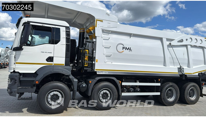 MAN TGS 41.400 8X4 23m3 Wielton Mining tipper Manual Steel suspension EURO 2 - Caminhão basculante: foto 5 MAN TGS 41.400 8X4 23m3 Wielton Mining tipper Manual Steel suspension EURO 2 - Caminhão basculante: foto 5