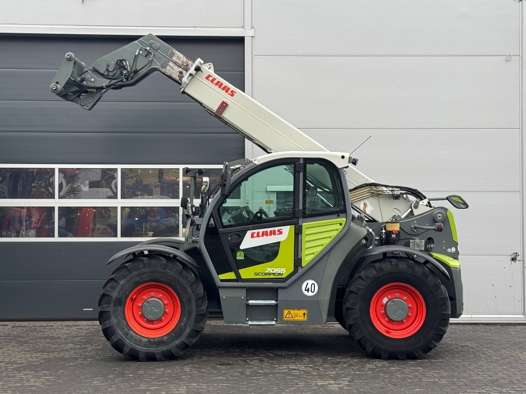 Claas Scorpion 7055 - Empilhador telescópico: foto 4 Claas Scorpion 7055 - Empilhador telescópico: foto 4