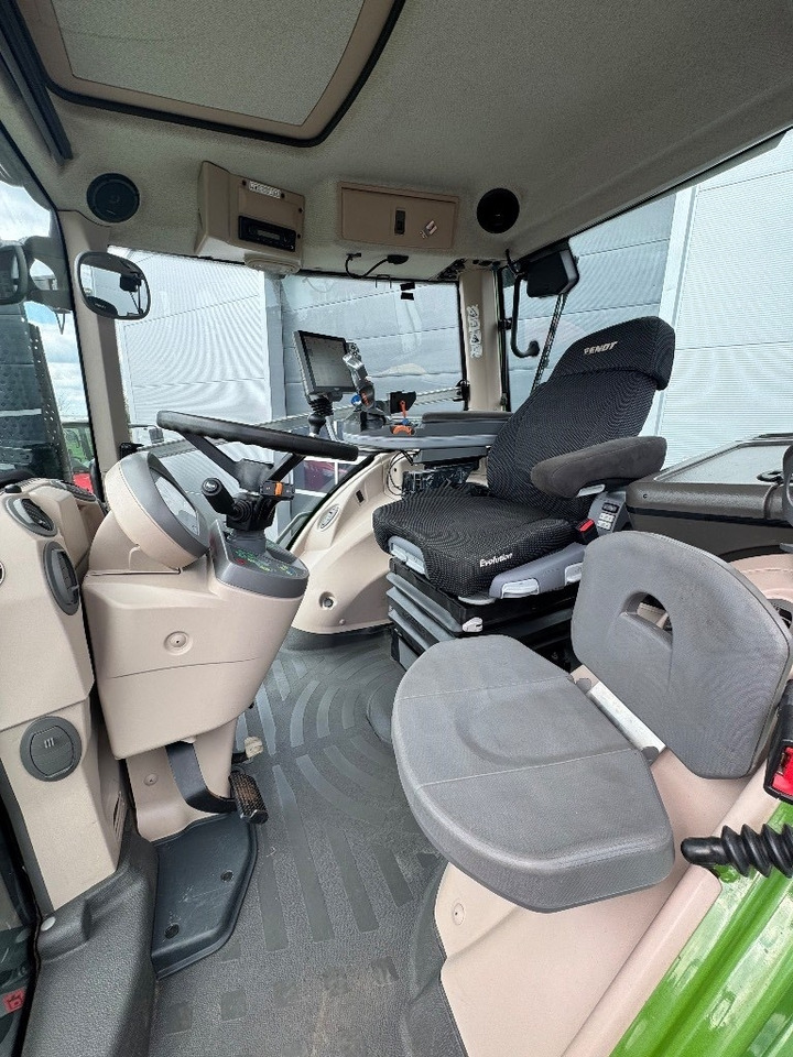 Trator Fendt 930 Vario S4 Profi Plus: foto 16