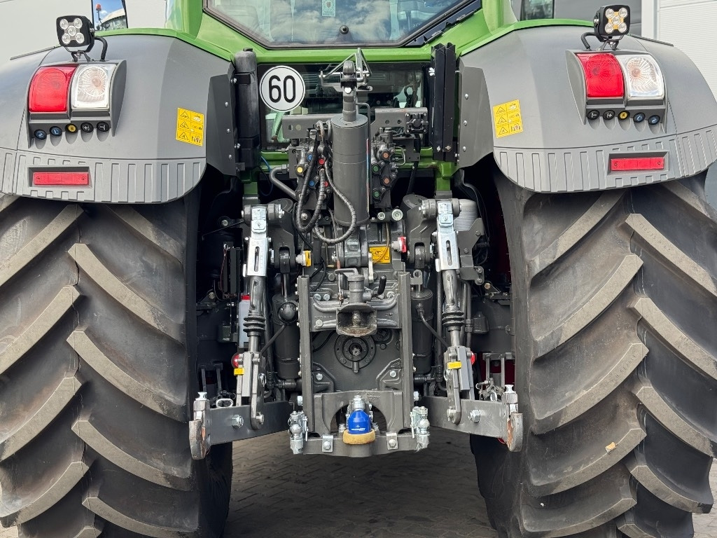 Trator Fendt 930 Vario S4 Profi Plus: foto 6