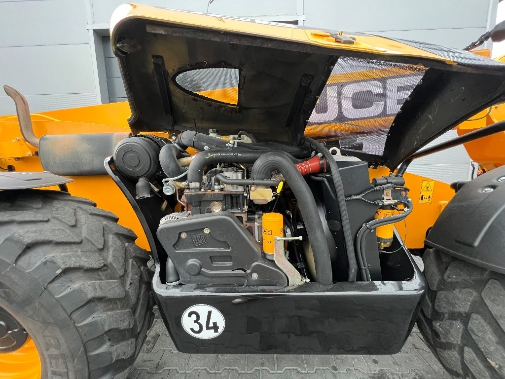 Empilhador telescópico JCB 541-70 Agri Plus: foto 8