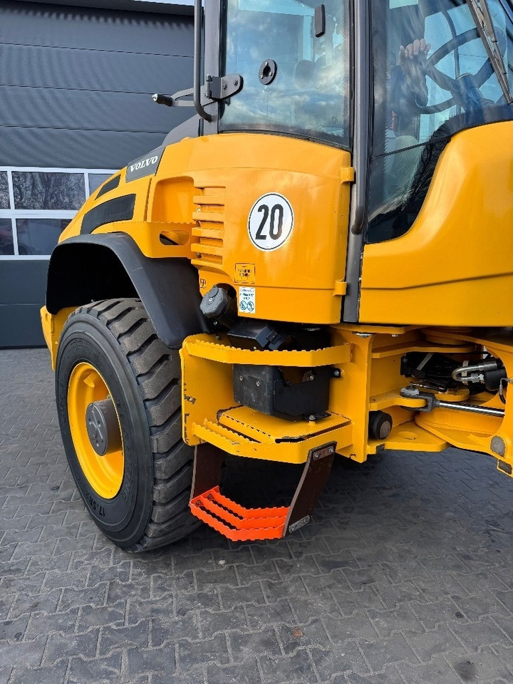 Carregadeira de rodas Volvo L 45 H: foto 12