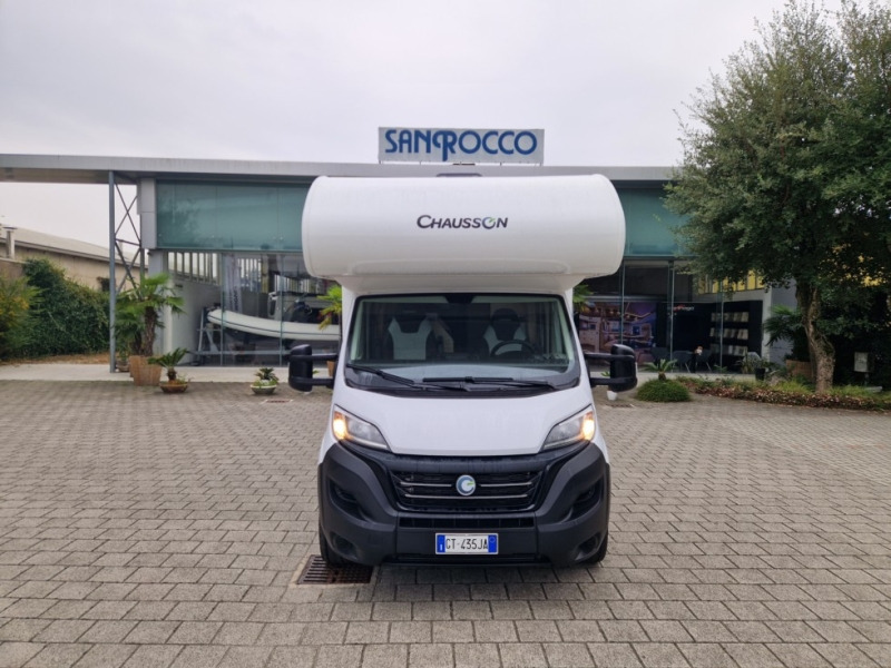 Chausson C656 First Line - Autocaravana capucine: foto 2 Chausson C656 First Line - Autocaravana capucine: foto 2