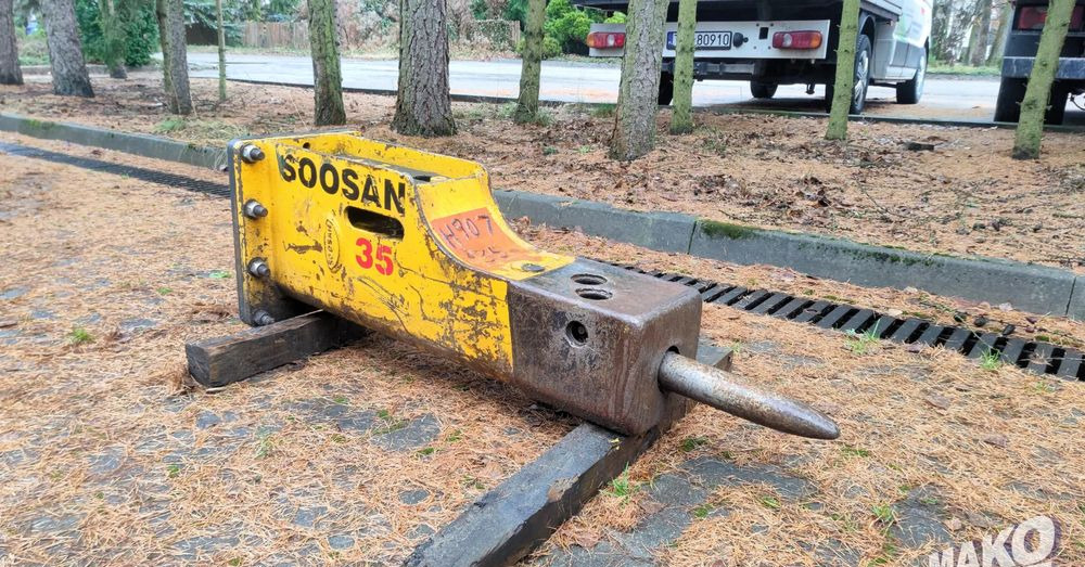 Młot hydrauliczny Soosan SQ35 230kg do koparki - Equipamento de Máquina de construção: foto 1 Młot hydrauliczny Soosan SQ35 230kg do koparki - Equipamento de Máquina de construção: foto 1