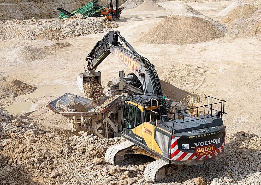 Volvo EC 250 EL - Escavadora de rastos: foto 4 Volvo EC 250 EL - Escavadora de rastos: foto 4