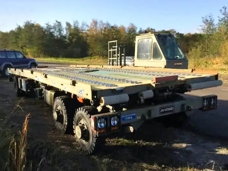 AVIOGEI 1PM/1200 - Elevador/ Carregador de contentores e paletes: foto 3 AVIOGEI 1PM/1200 - Elevador/ Carregador de contentores e paletes: foto 3