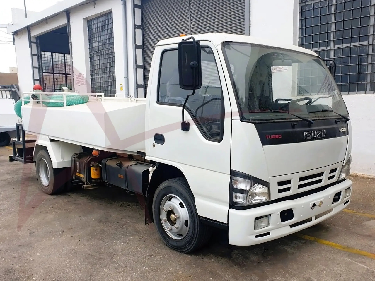 DENGE LT-01 - Caminhão para drenagem de lavatórios: foto 2 DENGE LT-01 - Caminhão para drenagem de lavatórios: foto 2