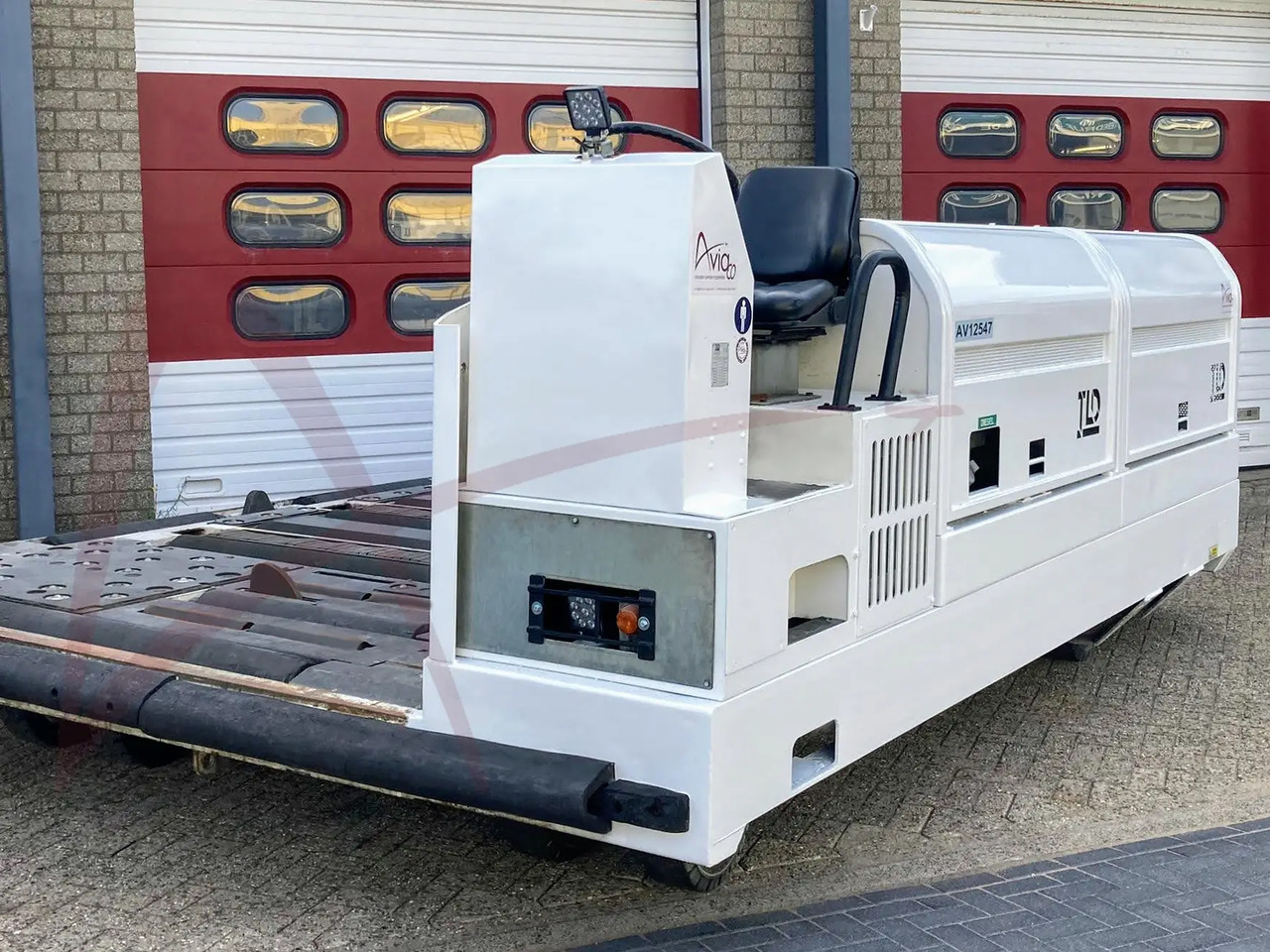 TLD TF10 FTC - Equipamento aeroportuário: foto 1 TLD TF10 FTC - Equipamento aeroportuário: foto 1