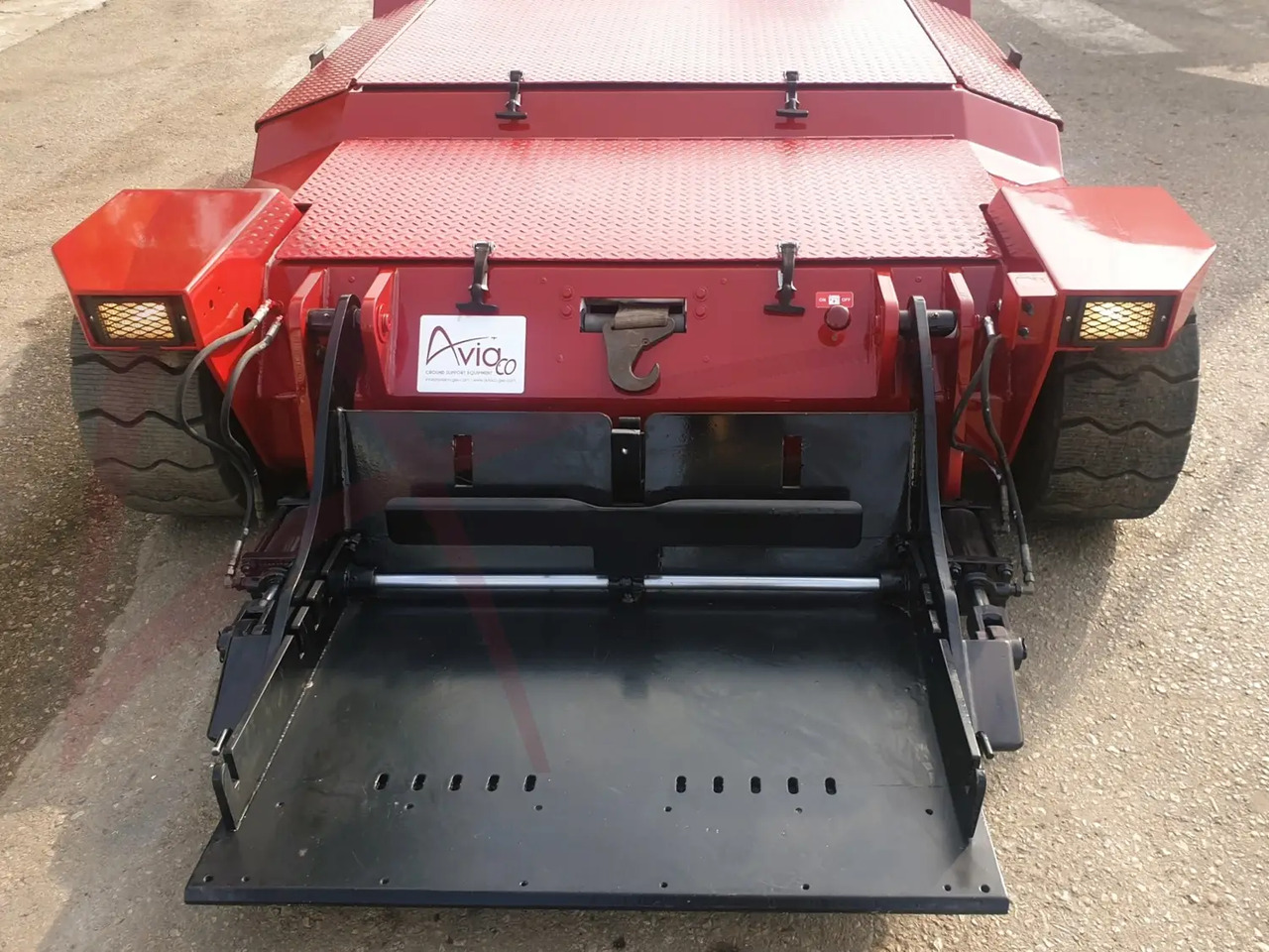LEKTRO AP8850SDA-EZ - Trator de push-back: foto 5 LEKTRO AP8850SDA-EZ - Trator de push-back: foto 5