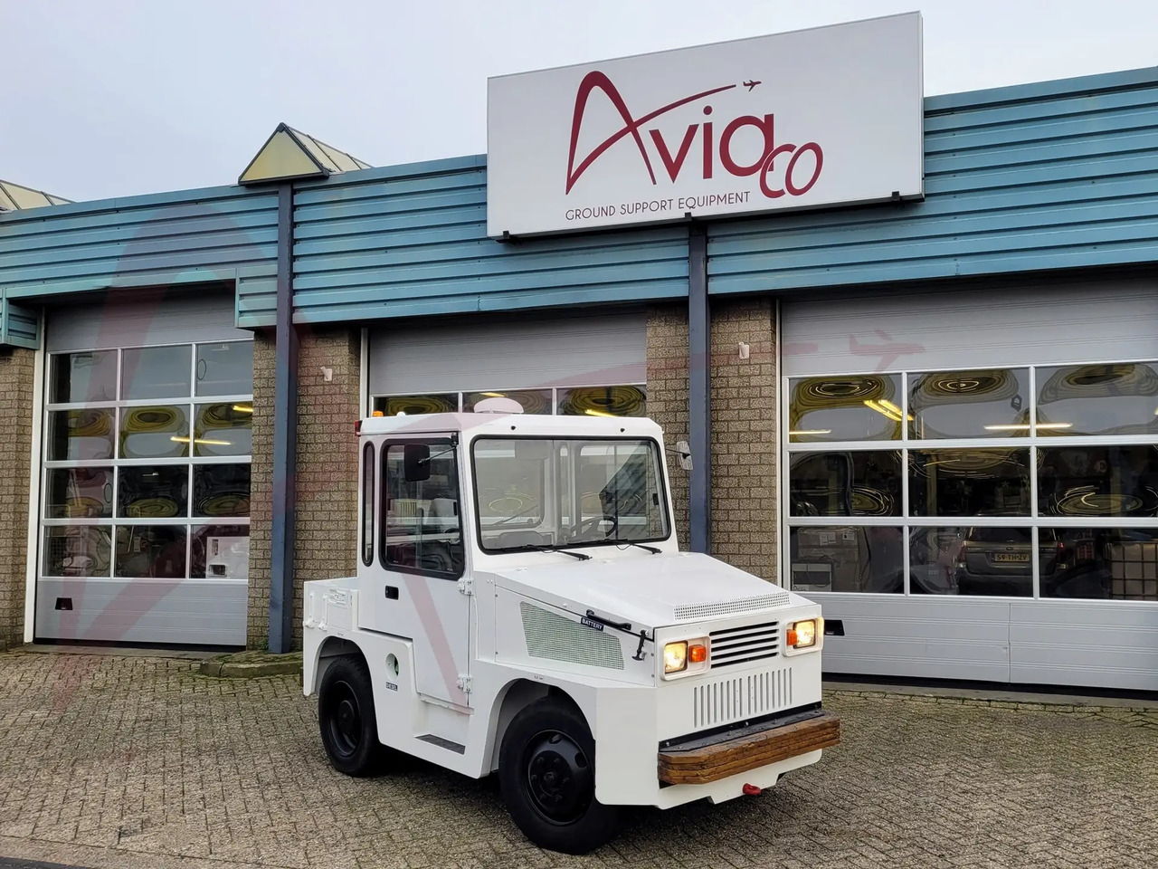 MULAG COMET 6P - Trator de bagagem: foto 1 MULAG COMET 6P - Trator de bagagem: foto 1