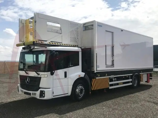 TECNOVE ECONIC 1827 - Caminhão de catering: foto 2 TECNOVE ECONIC 1827 - Caminhão de catering: foto 2