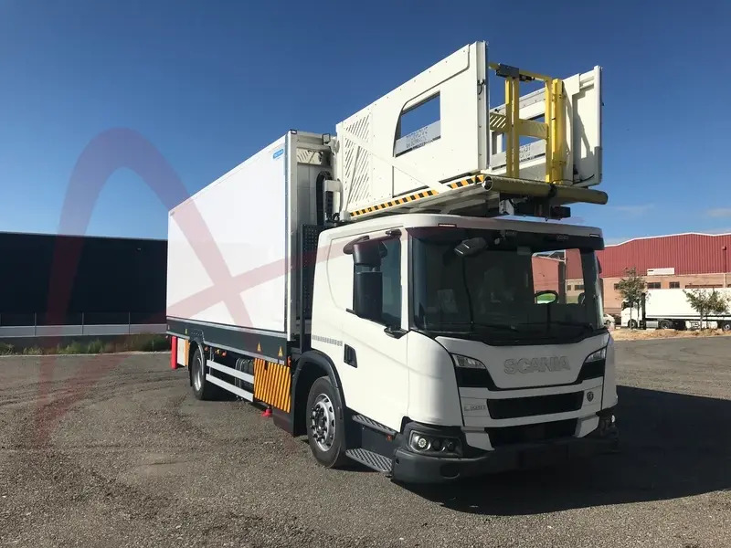 TECNOVE L280 B4X2LB - Caminhão de catering: foto 1 TECNOVE L280 B4X2LB - Caminhão de catering: foto 1