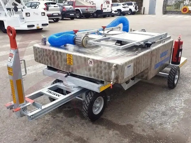 TIMSAN LSC300/700 - Caminhão para drenagem de lavatórios: foto 4 TIMSAN LSC300/700 - Caminhão para drenagem de lavatórios: foto 4