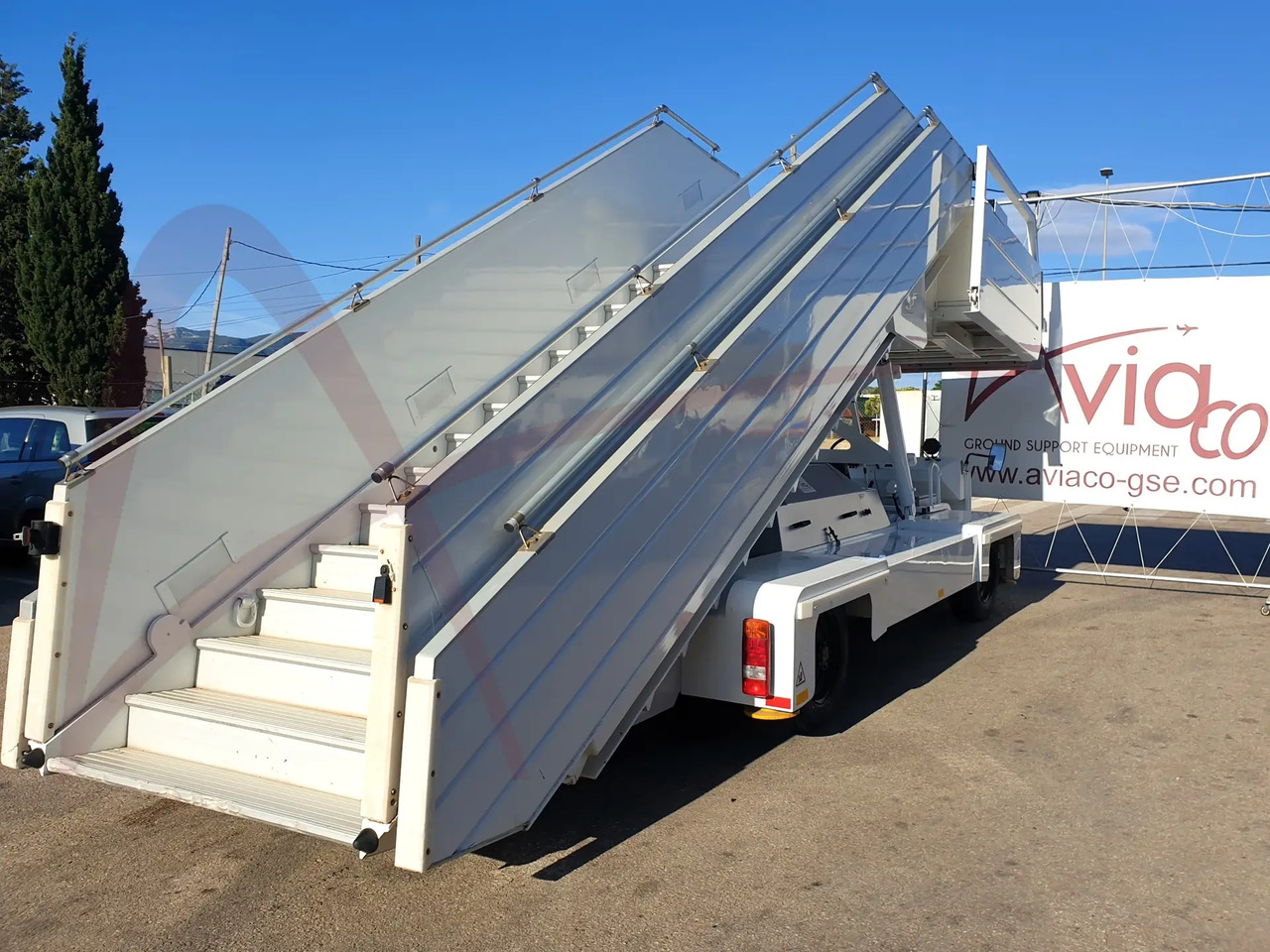 TLD ABS-580 - Escada de passageiros: foto 1 TLD ABS-580 - Escada de passageiros: foto 1