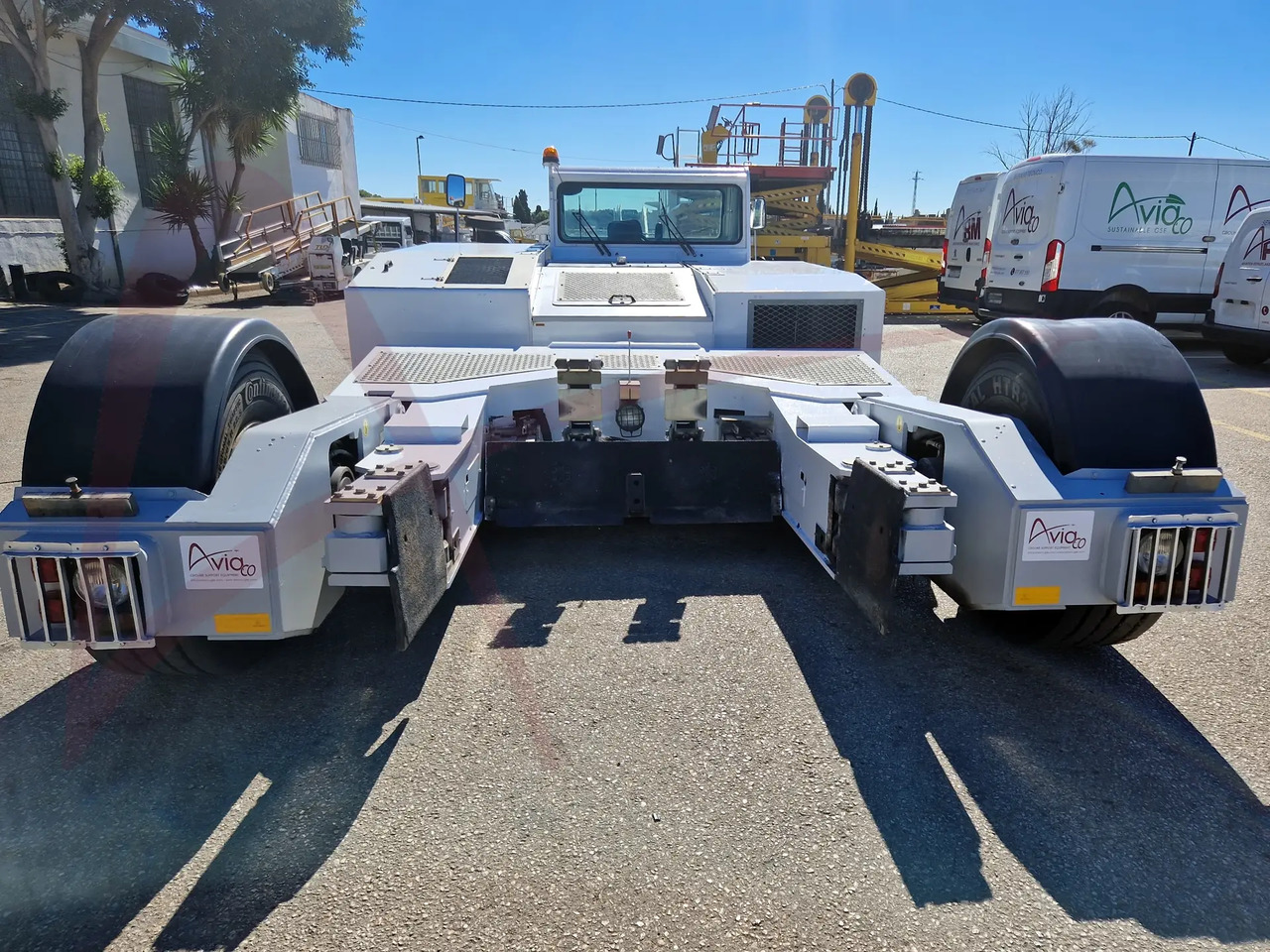 TLD TPX-200-S - Trator de push-back: foto 1 TLD TPX-200-S - Trator de push-back: foto 1