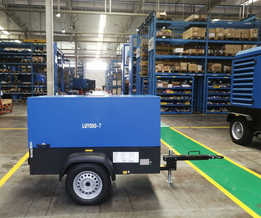 Compressor de ar nuevo liutech 050-7 177CFM 7 Bar Portable Screw Diesel: foto 7 Compressor de ar nuevo liutech 050-7 177CFM 7 Bar Portable Screw Diesel: foto 7