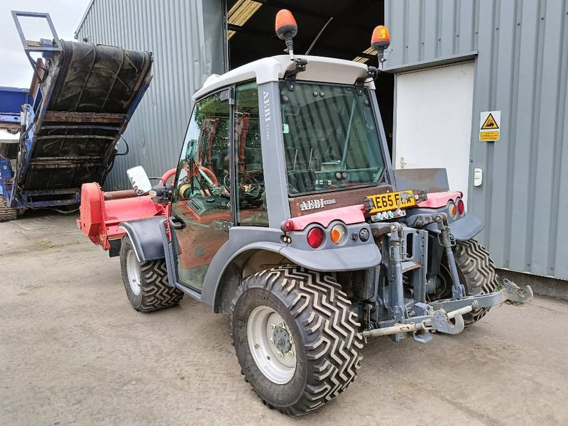 Aebi tt280 TT280 maaier mower airco werktuigdrager CE - Reboque agrícola: foto 4 Aebi tt280 TT280 maaier mower airco werktuigdrager CE - Reboque agrícola: foto 4