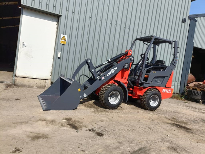 Everun ER1220 nieuwe loader wiellader mini shovel kubota - Mini carregadeira de esteiras: foto 3 Everun ER1220 nieuwe loader wiellader mini shovel kubota - Mini carregadeira de esteiras: foto 3