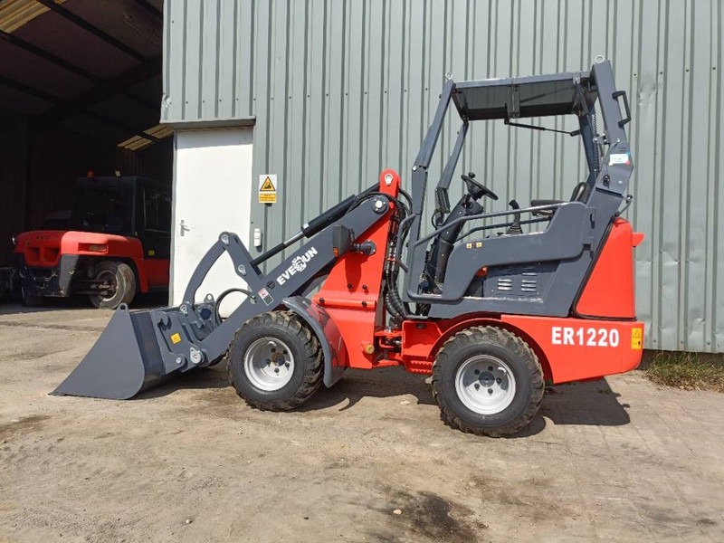 Everun ER1220 nieuwe loader wiellader mini shovel kubota - Mini carregadeira de esteiras: foto 1 Everun ER1220 nieuwe loader wiellader mini shovel kubota - Mini carregadeira de esteiras: foto 1
