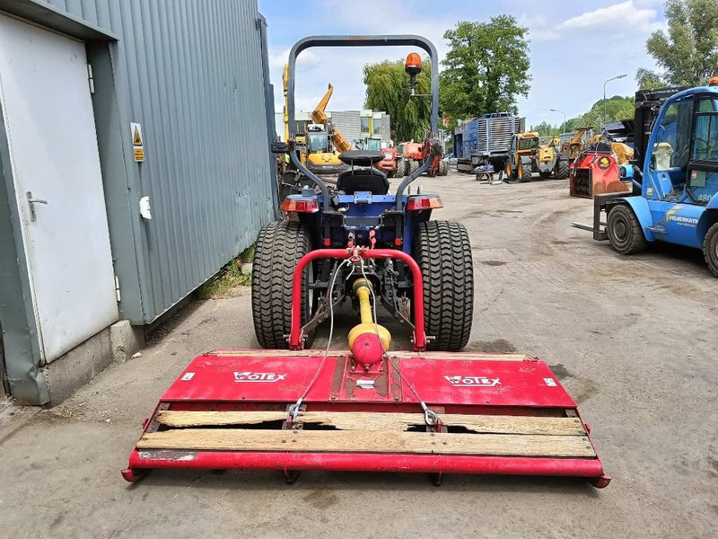 Mini trator Iseki TG 5390 compacte tractor met maaier votex p12 4x4: foto 5