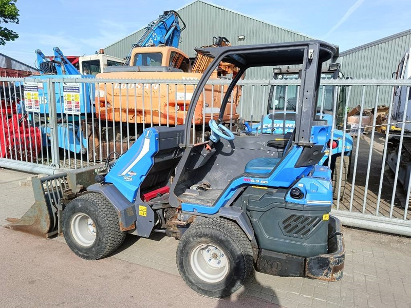 MultiOne 6.3 SD minishovel loader lader 4x4 uitschuifmast - Carregadeira de rodas: foto 3 MultiOne 6.3 SD minishovel loader lader 4x4 uitschuifmast - Carregadeira de rodas: foto 3