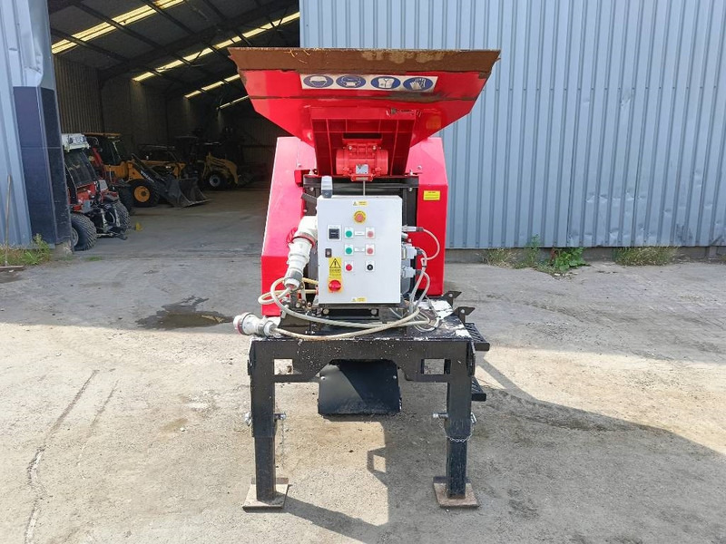 Red Rhino 5000 es crusher 15 kw electric vergruizer 2024 CE - Britadeira móvel: foto 3 Red Rhino 5000 es crusher 15 kw electric vergruizer 2024 CE - Britadeira móvel: foto 3