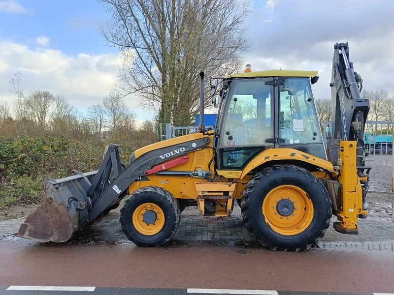 Volvo BL 61 + graaflaad combinatie backhoe loader lader - Retroescavadeira: foto 1 Volvo BL 61 + graaflaad combinatie backhoe loader lader - Retroescavadeira: foto 1