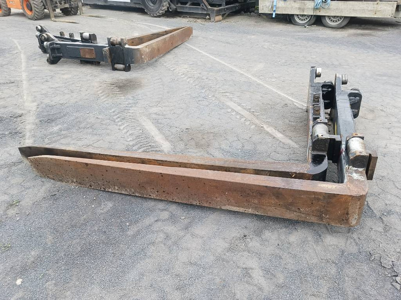 Vorkenbord SMV SL12-1200 forks gabeln 1200x110 25x - Garfos de Equipamento de movimentação: foto 4 Vorkenbord SMV SL12-1200 forks gabeln 1200x110 25x - Garfos de Equipamento de movimentação: foto 4