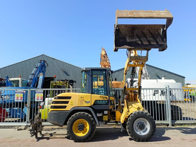 Carregadeira de rodas Yanmar V 70 S atlas AR75S shovel wiellader roterende mast: foto 8