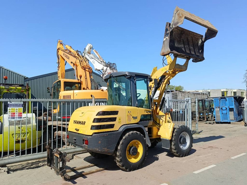 Carregadeira de rodas Yanmar V 70 S atlas AR75S shovel wiellader roterende mast: foto 7