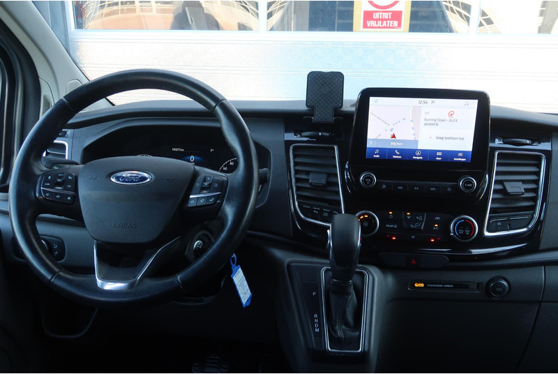 Ford Transit Custom 320 2.0 TDCI L2H1 ACTIVE DC AUT/ LED/ CAMERA/ ACC/ 2X DEUR/ CLIMA/ TREKHAAK - Furgão compacto, Carrinha cabine dupla: foto 5 Ford Transit Custom 320 2.0 TDCI L2H1 ACTIVE DC AUT/ LED/ CAMERA/ ACC/ 2X DEUR/ CLIMA/ TREKHAAK - Furgão compacto, Carrinha cabine dupla: foto 5