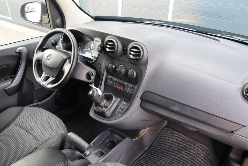 Mercedes-Benz Citan 109 CDI BlueEFFICIENCY Extra Lang AIRCO/ MARGE/ CRUISE/ TREKHAAK - Furgão compacto: foto 5 Mercedes-Benz Citan 109 CDI BlueEFFICIENCY Extra Lang AIRCO/ MARGE/ CRUISE/ TREKHAAK - Furgão compacto: foto 5