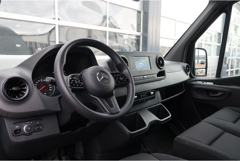 Furgão Mercedes-Benz Sprinter 317 CDI L2H2 AUT/ CAMERA/ MBUX/ CRUISE/ AIRCO: foto 16 Furgão Mercedes-Benz Sprinter 317 CDI L2H2 AUT/ CAMERA/ MBUX/ CRUISE/ AIRCO: foto 16