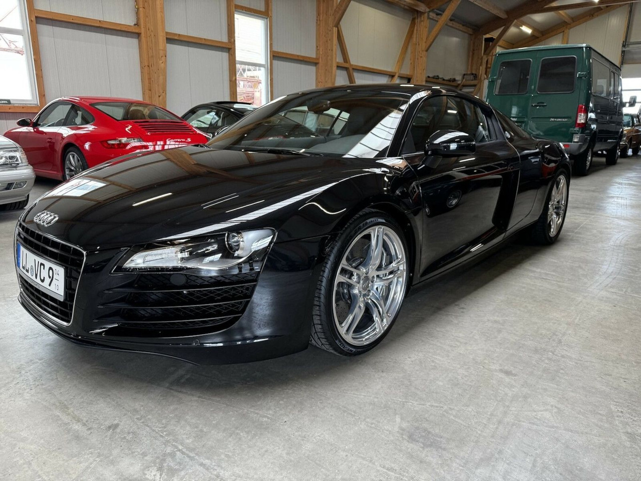 Audi R8 4.2 FSI V8 quattro Coupé - Automóvel: foto 1 Audi R8 4.2 FSI V8 quattro Coupé - Automóvel: foto 1