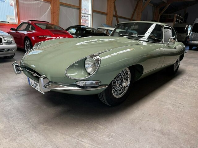 Automóvel JAGUAR E-Type 4.2 Litre Series 1.5 FHC makellos!...: foto 12